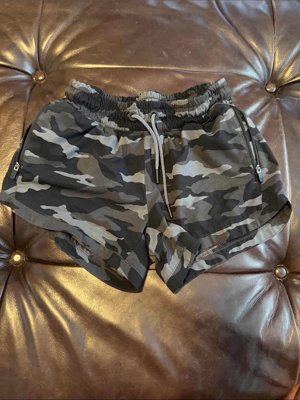 Girls Athleta Girl Gray Camo Drawstring Athletic Shorts